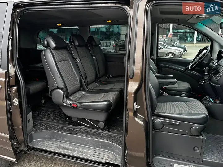 Mercedes-Benz Viano 2013 photo 3