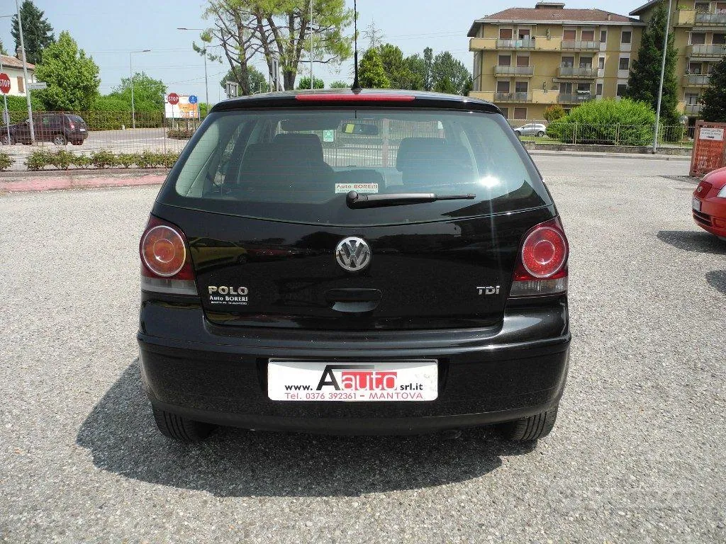 Volkswagen Polo 2008 photo 4