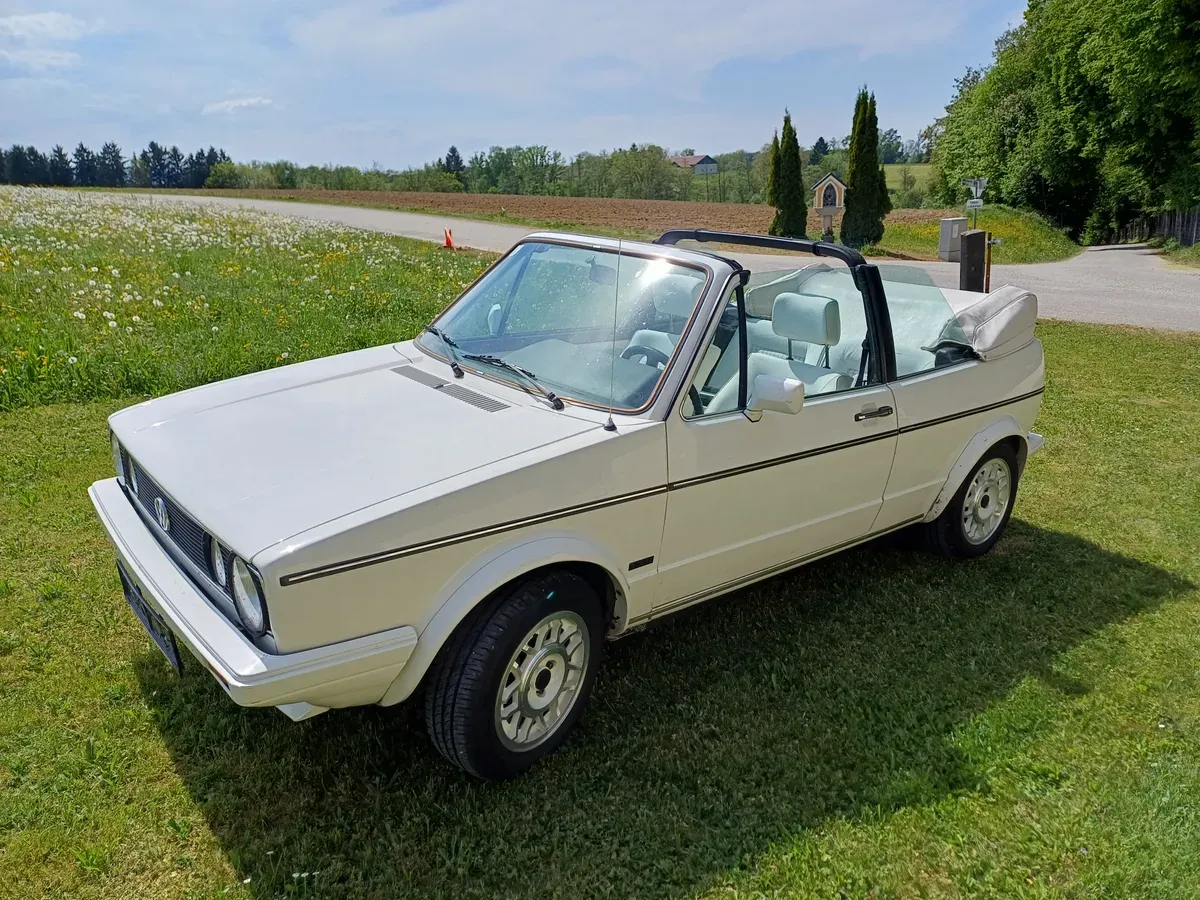 Volkswagen Golf 1986 photo 2
