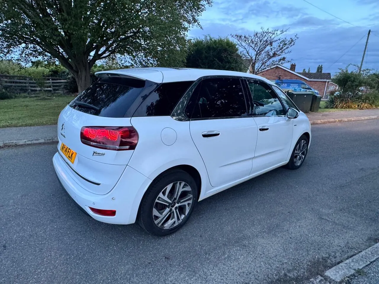 Citroen C4 Picasso 2014 photo 5