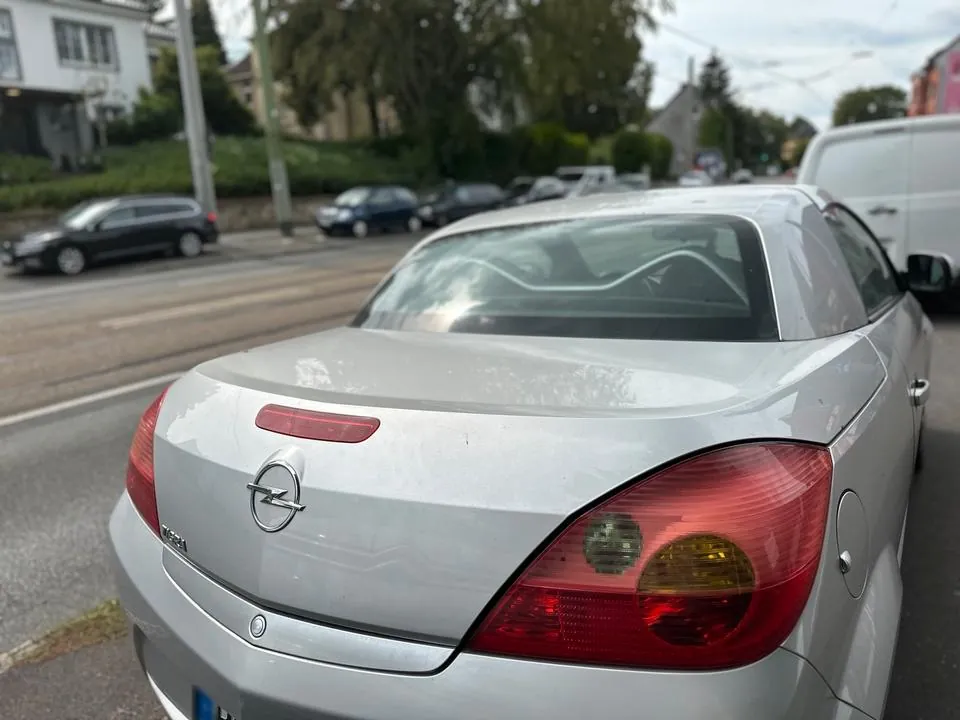 Opel Tigra Twintop Cabrio