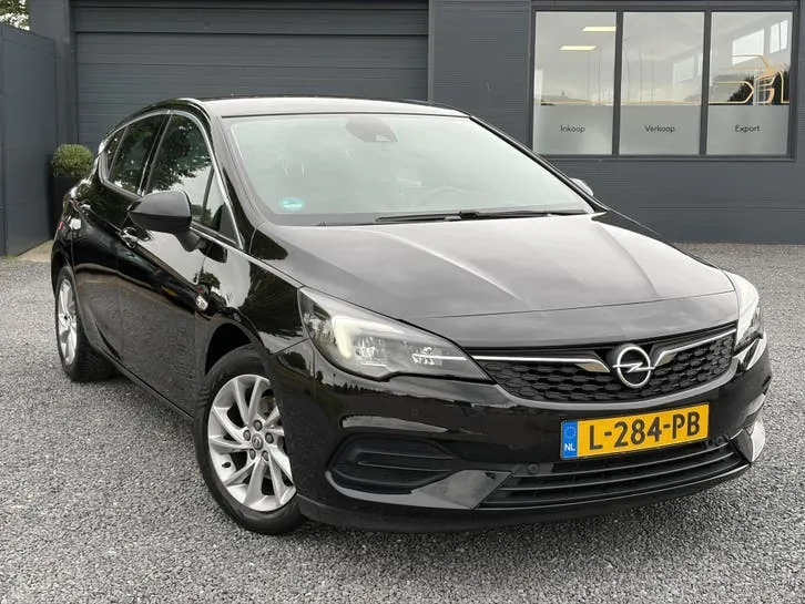 Opel Astra 2021 photo 2