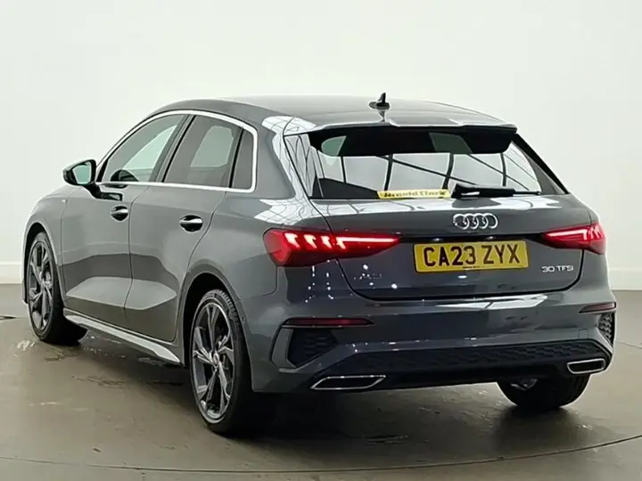 Audi A3 2023 photo 2