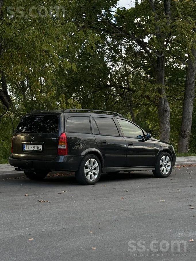 Opel Astra 2000 photo 4
