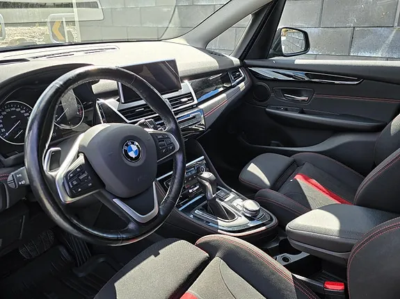BMW 220D 2017 photo 2