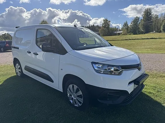 Toyota Proace City 2022 photo 4