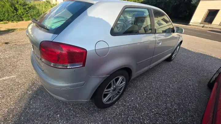 Audi A3 2005 photo 3