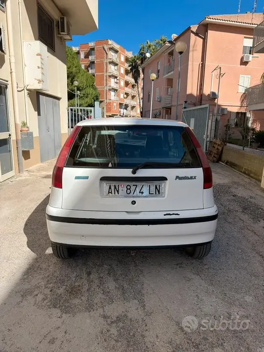 Fiat Punto 1997 photo 3