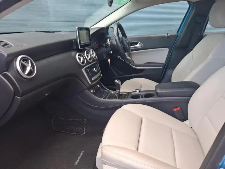 Mercedes-Benz A-Class 2017 photo 5