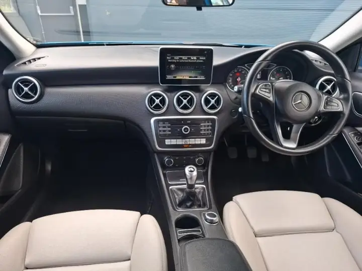 Mercedes-Benz A-Class 2017 photo 3