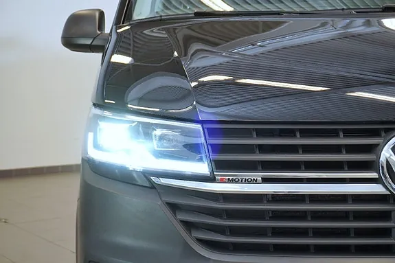 Volkswagen Transporter 2022 photo 3