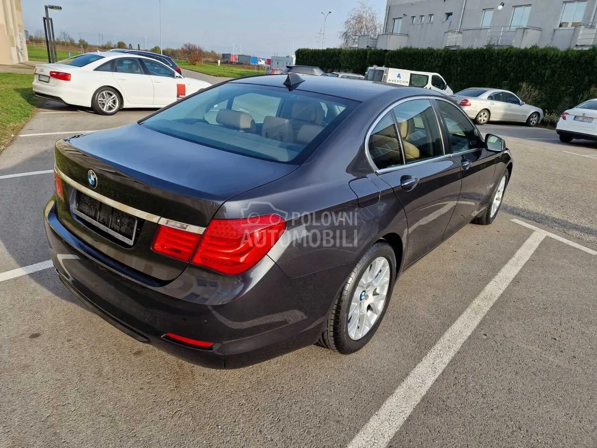 BMW 730 2009 photo 4