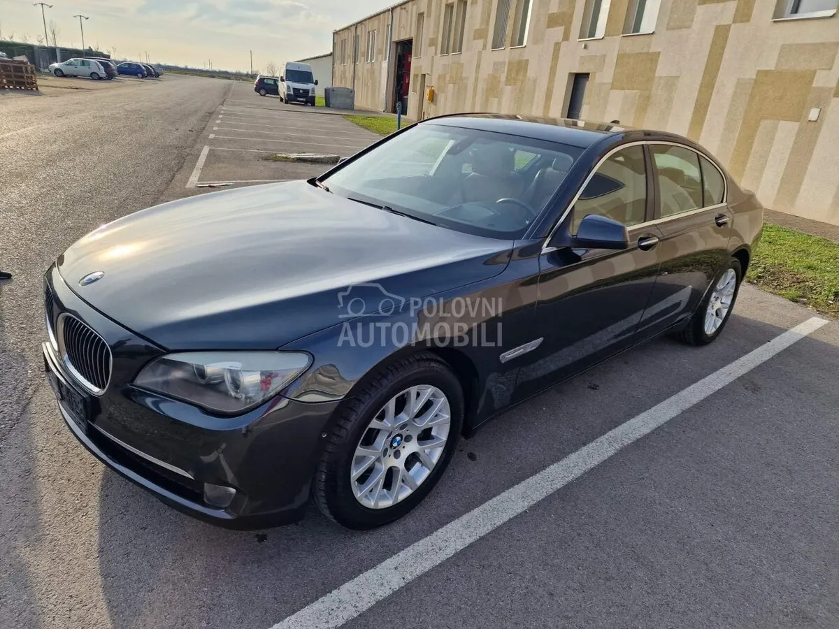 BMW 730