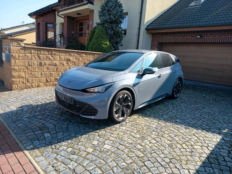 Cupra Born