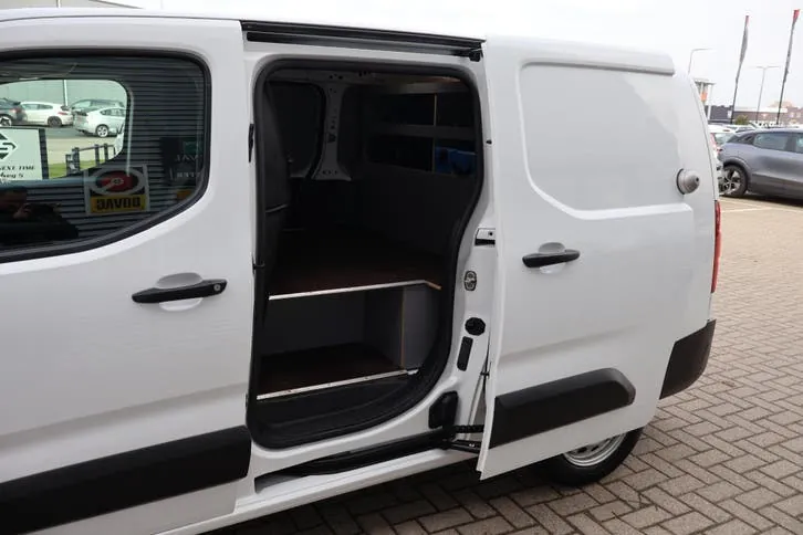 Opel Combo 2021 photo 3