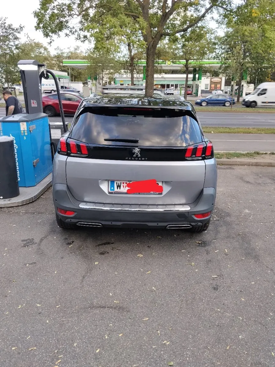 Peugeot 5008 2018 photo 2