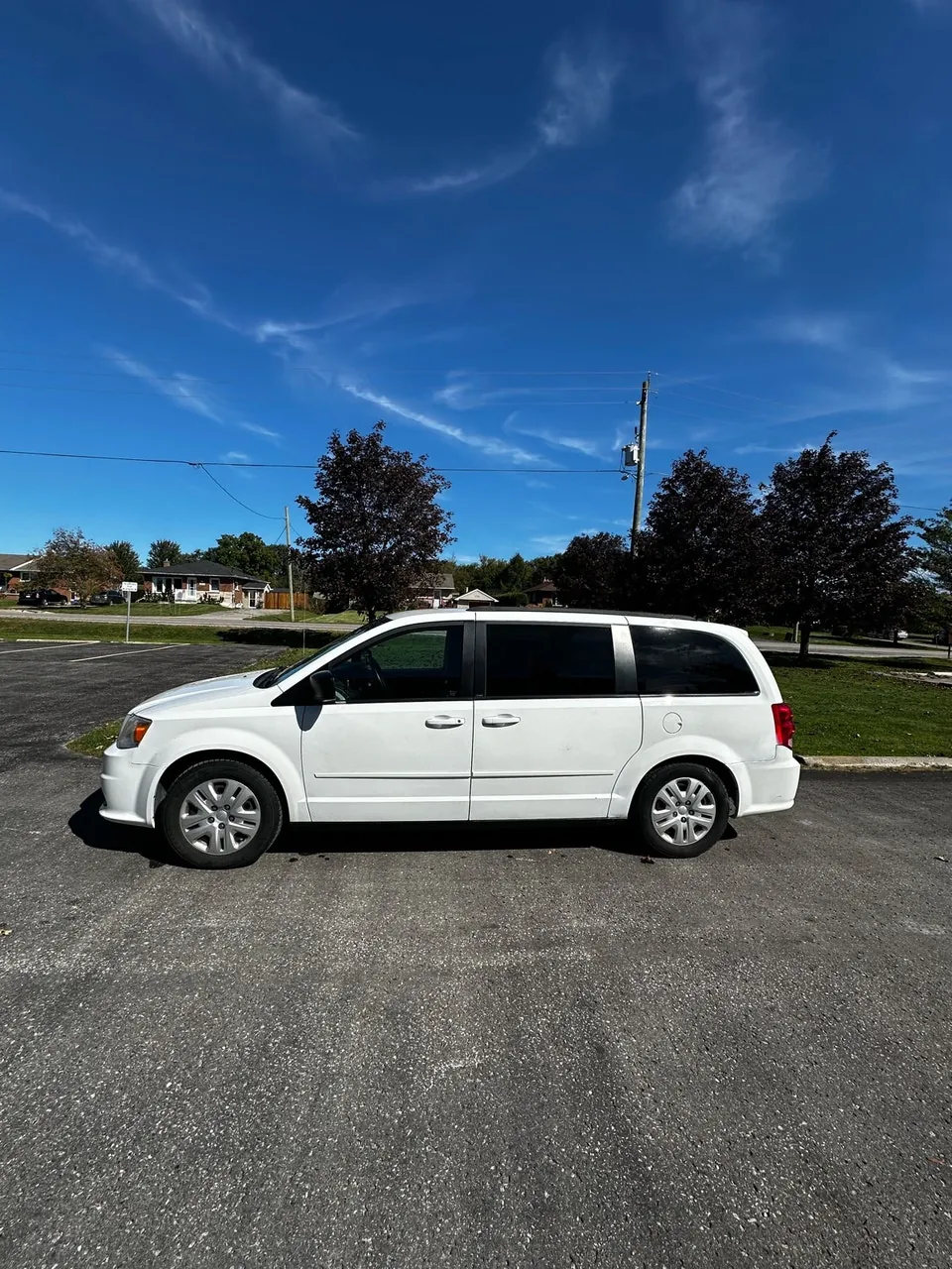 Dodge Caravan 2013 photo 2