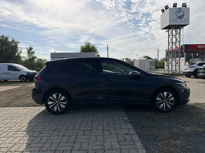 Volkswagen Golf 2024 photo 3