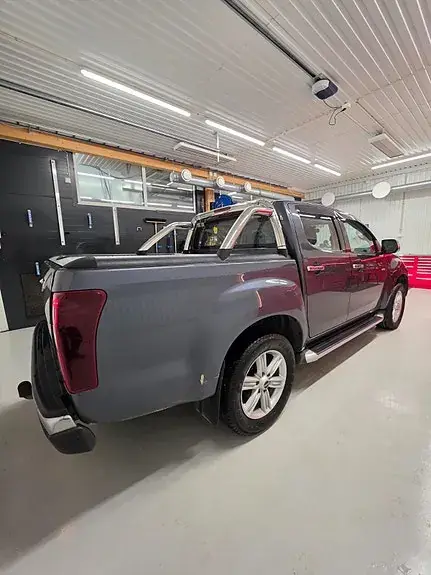 Isuzu D-Max 2017 photo 3