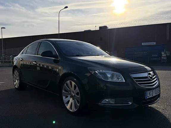 Opel Insignia 2011 photo 2