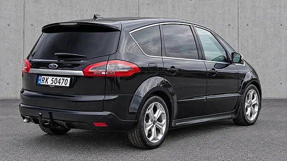 Ford S-Max 2012 photo 4
