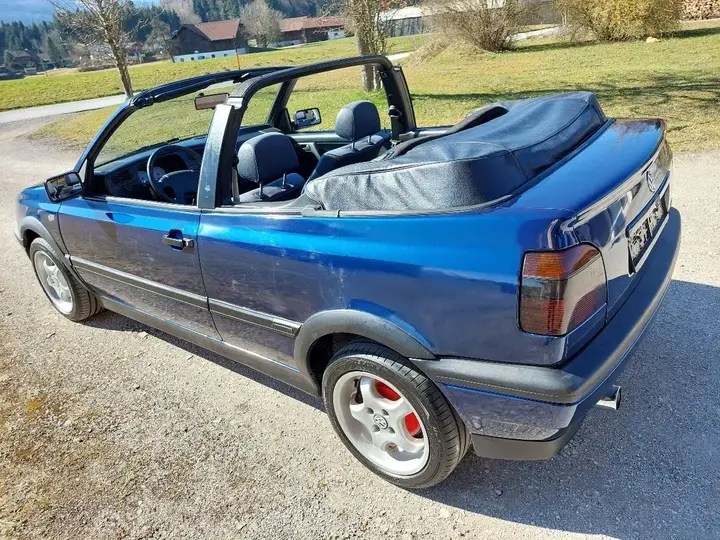 Volkswagen Golf 1997 photo 2