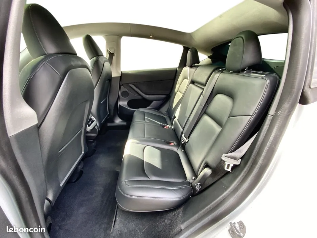 Tesla Model Y 2023 photo 5