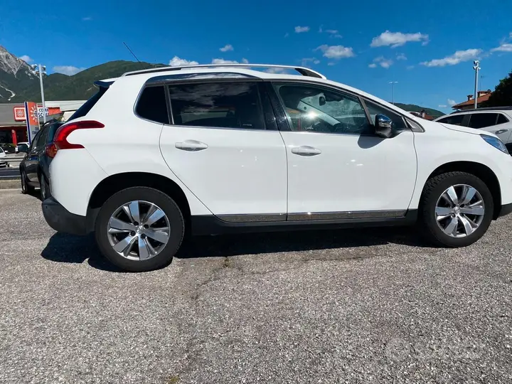 Peugeot 2008 2016 photo 5