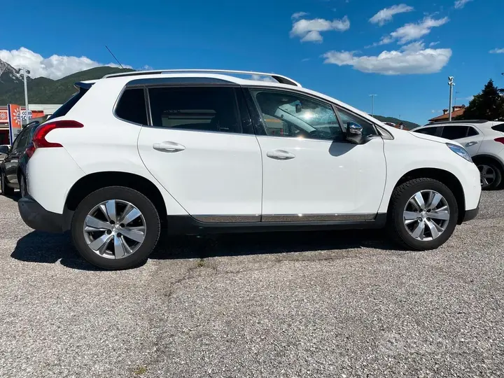 Peugeot 2008 2016 photo 4