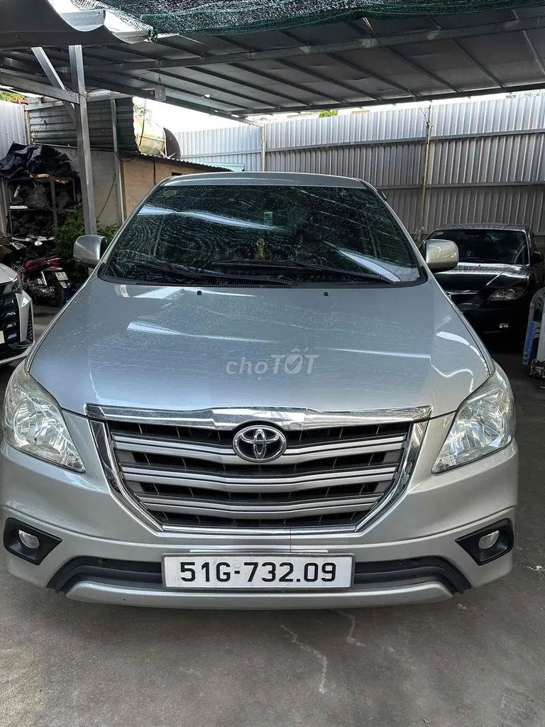 Toyota Innova 2014 photo 3