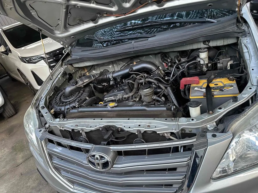 Toyota Innova 2014 photo 4