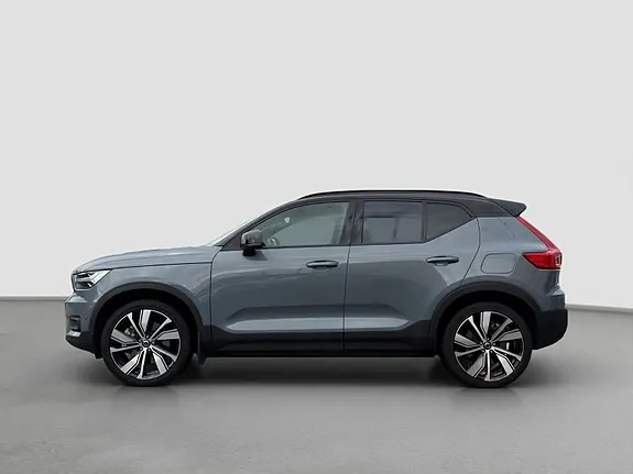 Volvo Xc40 2022 photo 2