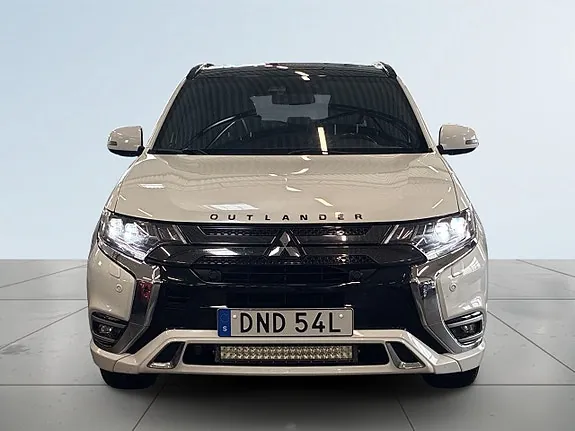 Mitsubishi Outlander 2020 photo 2