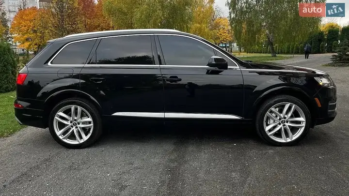 Audi Q7 2016 photo 3