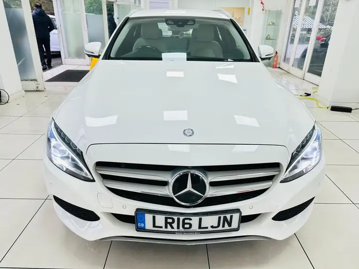 Mercedes-Benz C-Class 2016 photo 2
