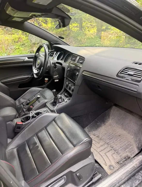 Volkswagen Golf 2021 photo 3
