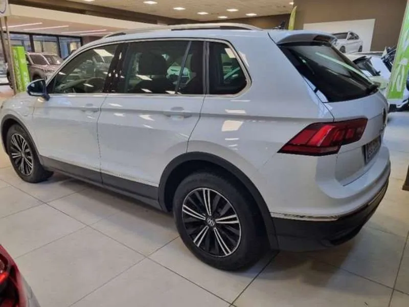 Volkswagen Tiguan 2021 photo 4