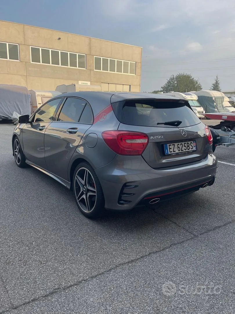 Mercedes-Benz A200 2015 photo 4