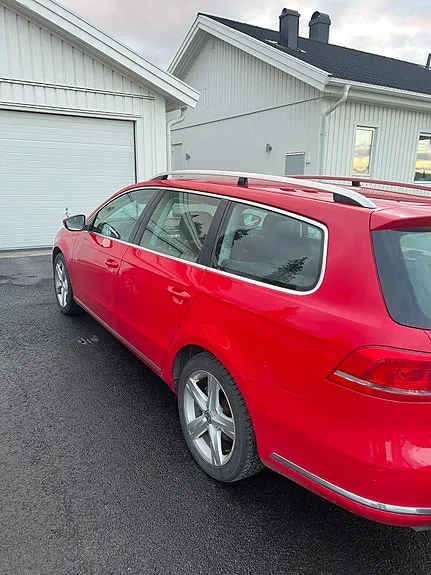 Volkswagen Passat 2013 photo 2