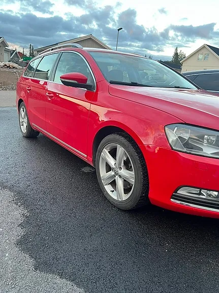 Volkswagen Passat 2013 photo 3