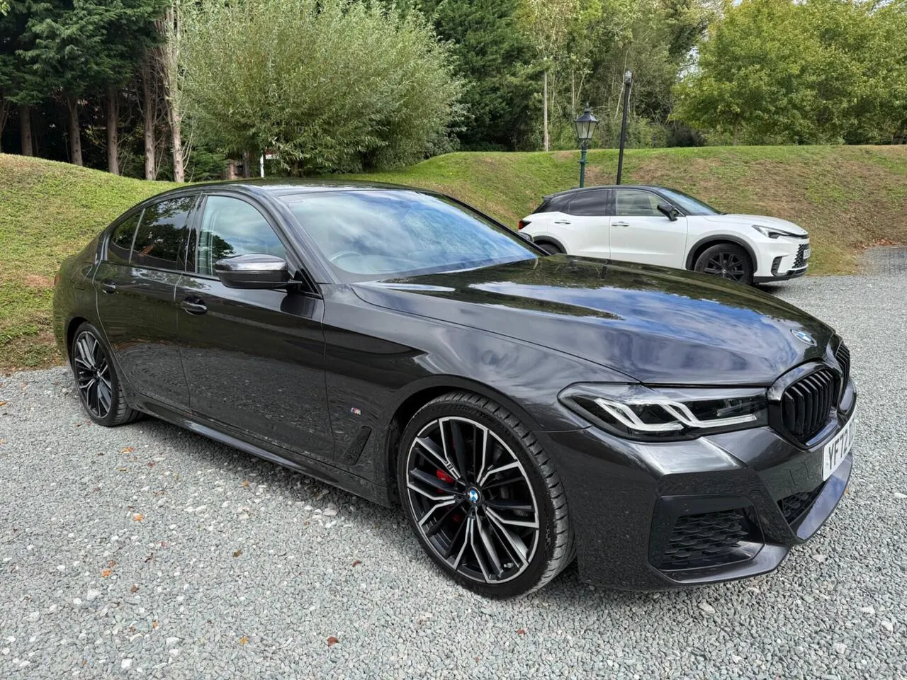 BMW 5 Series 2022 photo 3