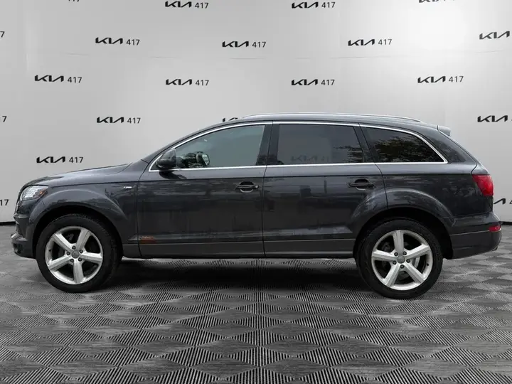 Audi Q7 2013 photo 2