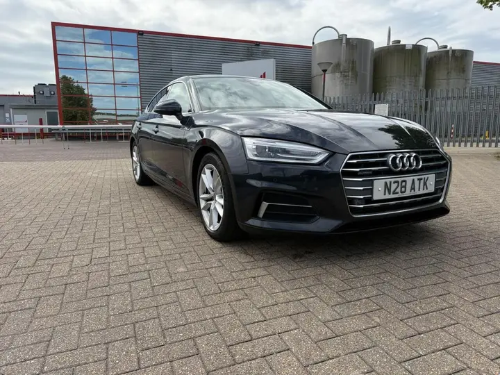 Audi A5 2017 photo 3