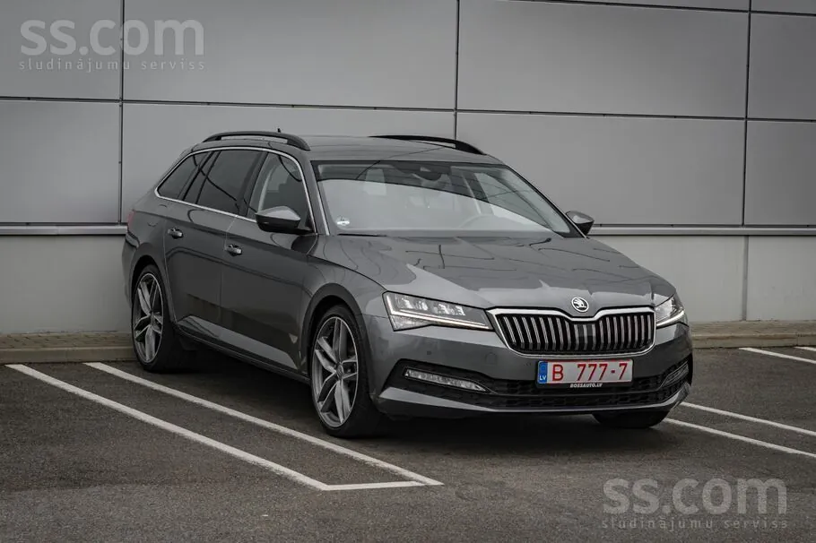 Skoda Superb 2022 photo 3