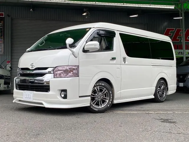 Toyota Hiace Wagon 2018 photo 2