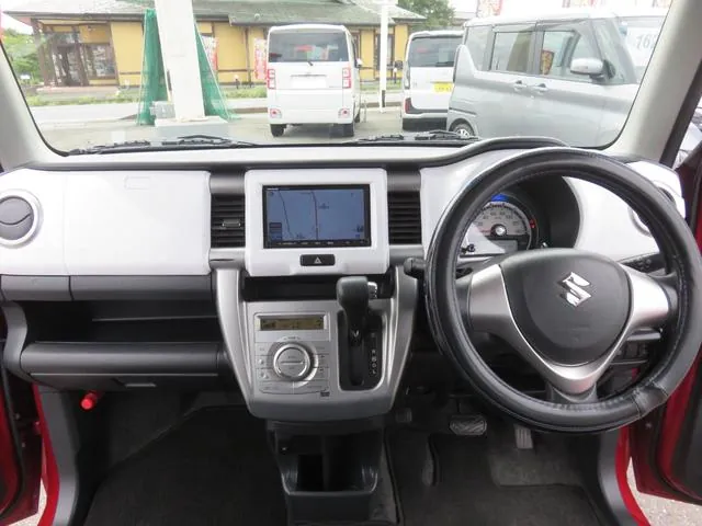 Suzuki Hustler 2016 photo 2