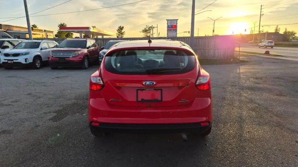 Ford Focus 2012 photo 4
