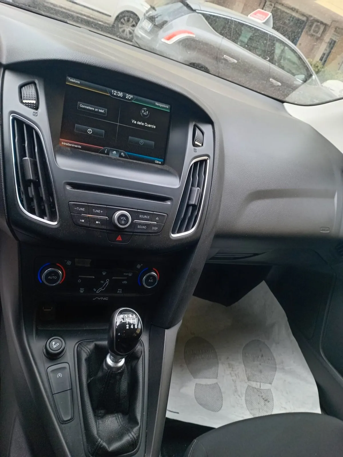 Ford Focus 2015 photo 5