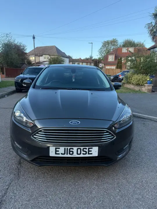 Ford Focus 2016 photo 2