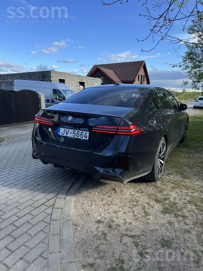 BMW 520D 2024 photo 4